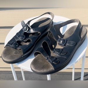 SAS Trio ll Tripad Leather Black Comfort Sandals Size 8.5